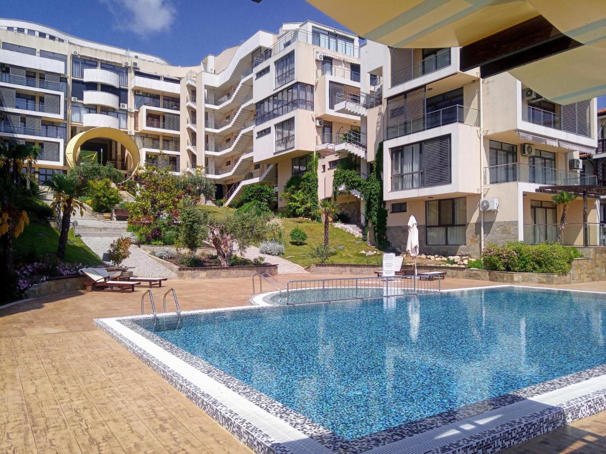 Dolce Vita II Waterfront Sunset Sea View Luxury Apartament Sveti Vlas Exterior foto